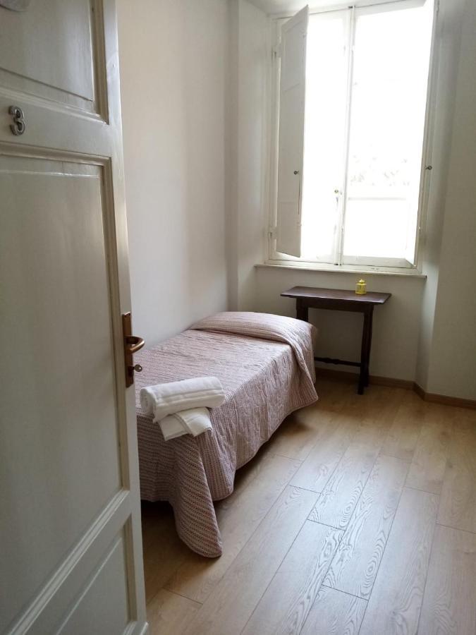 Bed and Breakfast Binario 5 à Lucques Extérieur photo